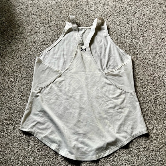 Under Armour Women’s Size M UA Project Rock Brahma Bull Tank Top Heat Gear - Picture 2 of 3